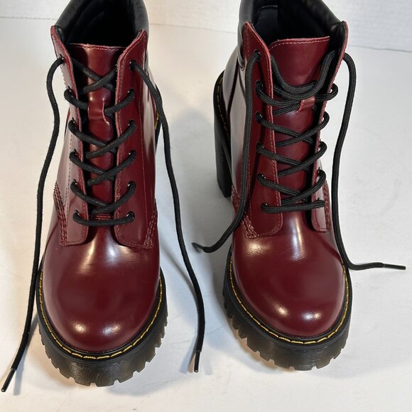 Ladies' Dr Martens boots size L-7 - Picture 5 of 16